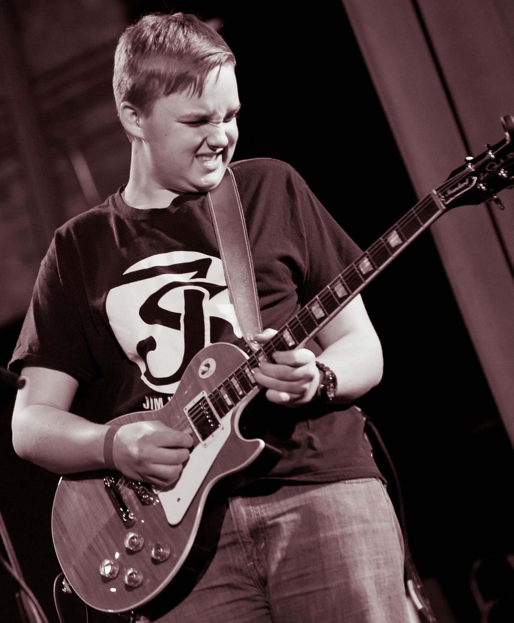 Teen Blues Guitarist Gaining Fame