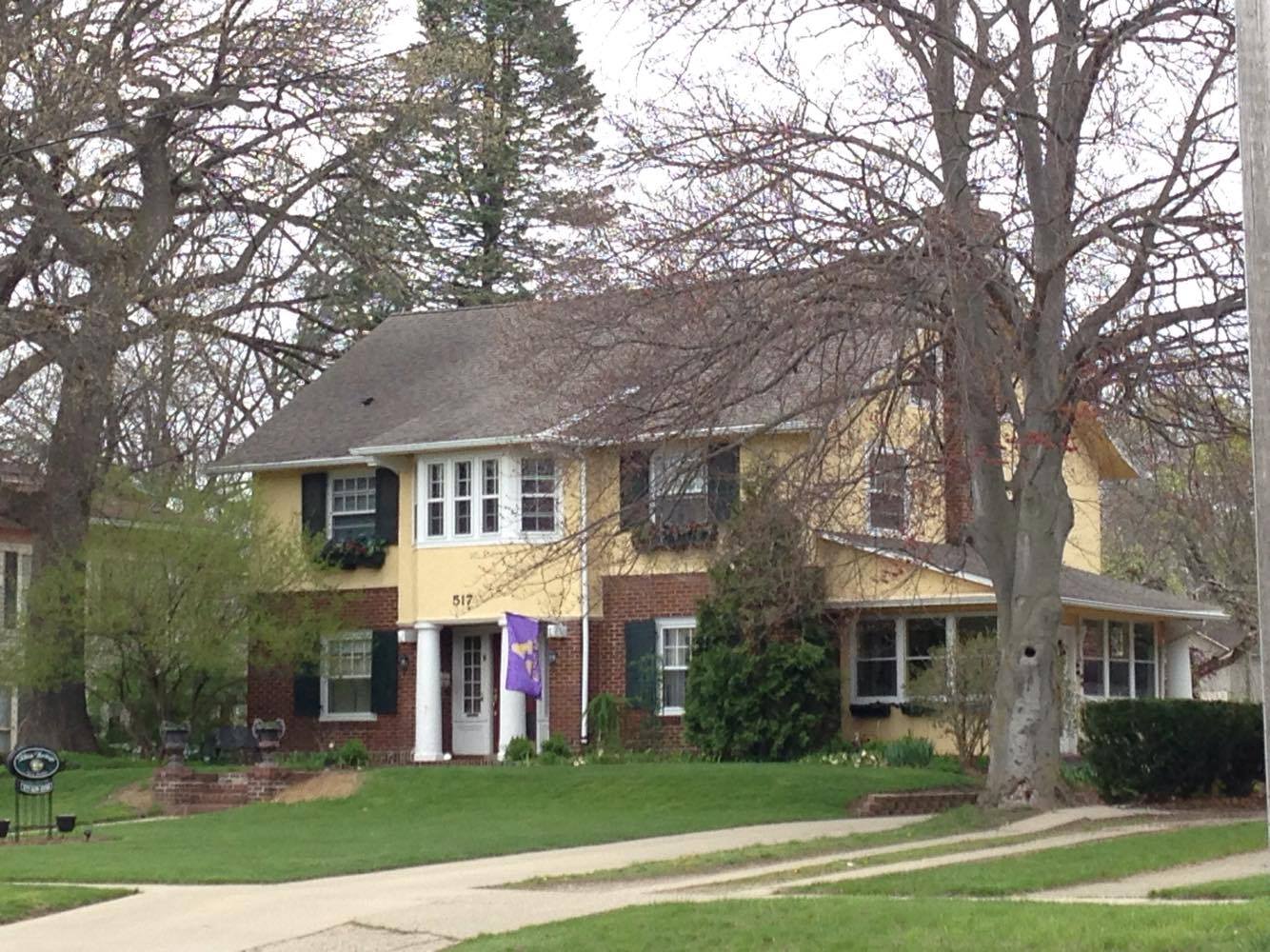Albion Heritage Bed and Breakfast Serves Up Hospitality and Collects